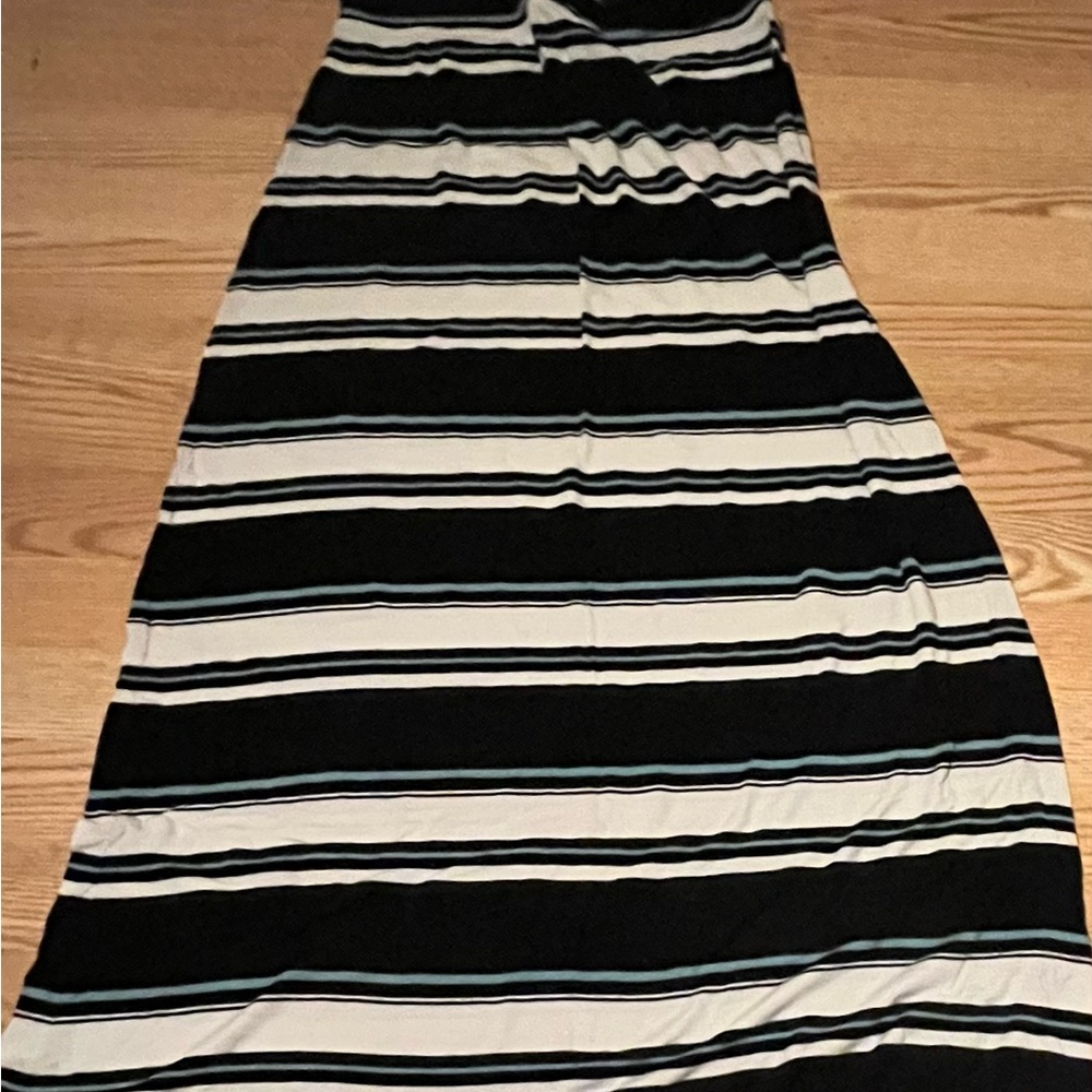 Max Studio Black and White Striped Maxi Skirt